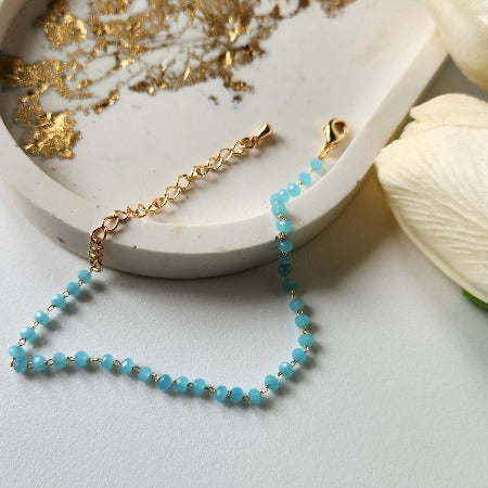 Dainty bracelet (blue)