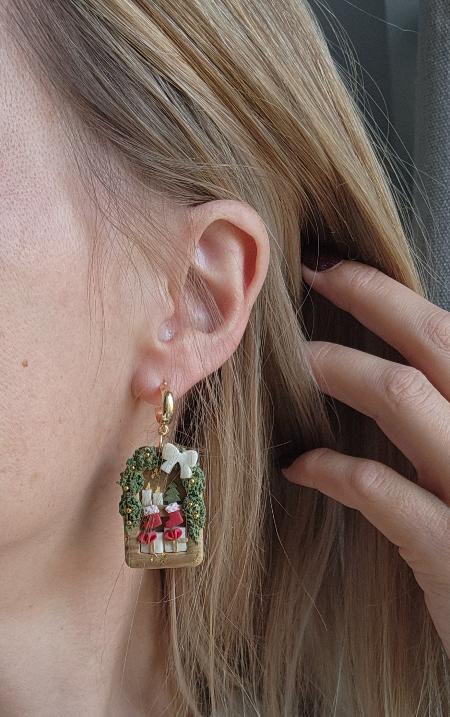 Christmas Bookshelf Earrings