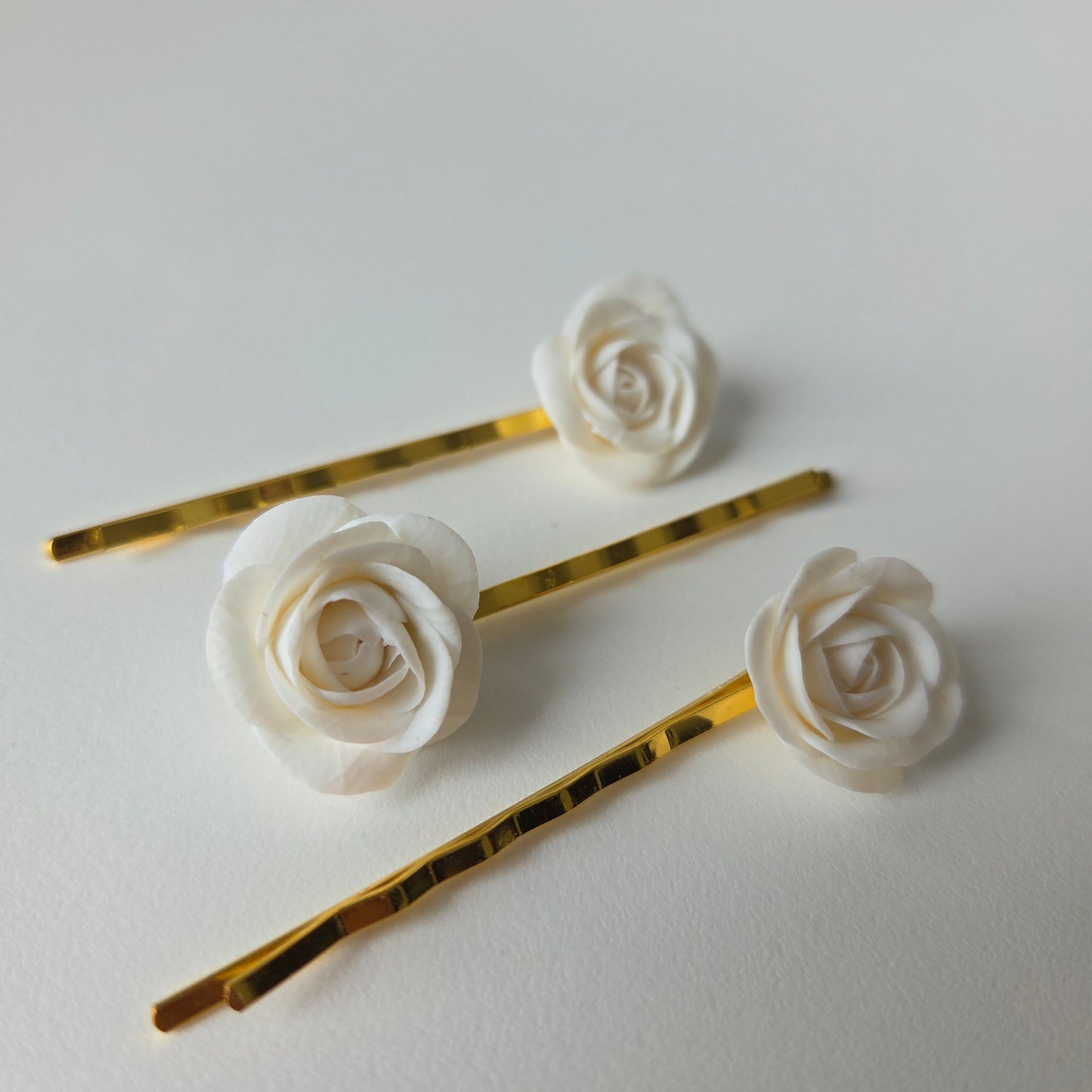 White rose hairpins