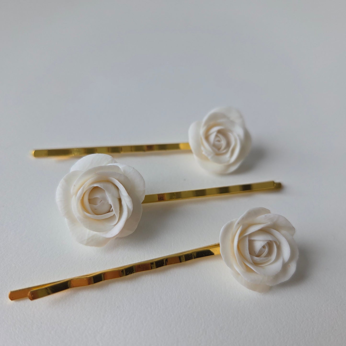 White rose hairpins