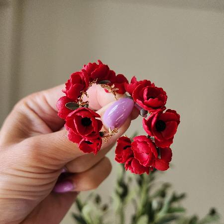 Poppy hoops