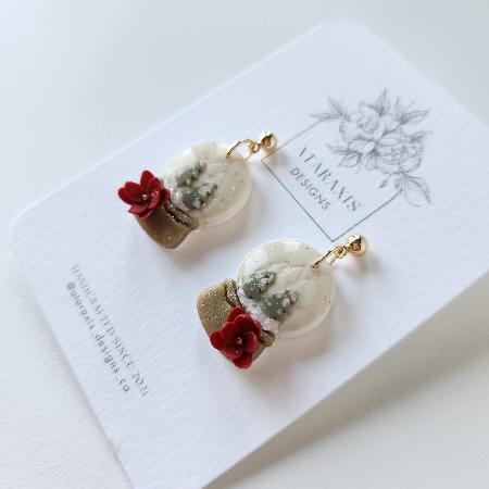 Snow globe earrings