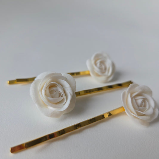 White rose hairpins